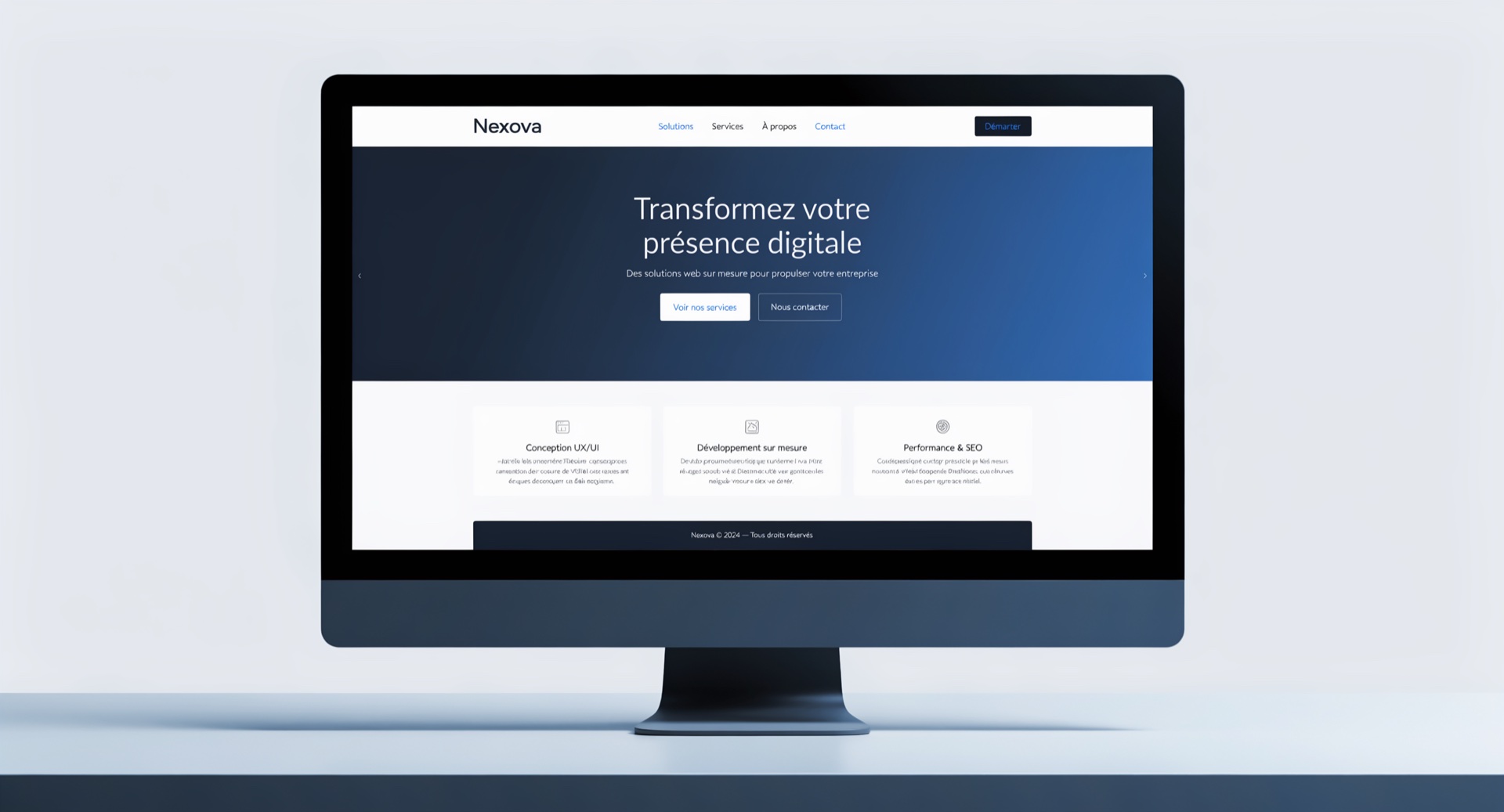 Maquette moderne d'un site internet professionnel sur écran